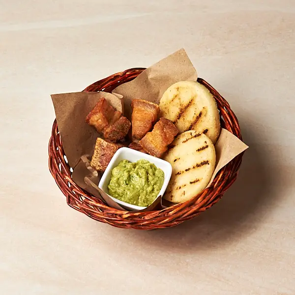 Chicharrón Carnudo